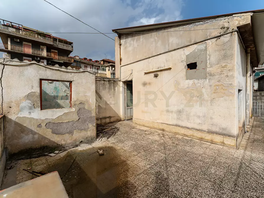 Immagine 30 di Casa bifamiliare in vendita  in Via Velletri 16 a Catania