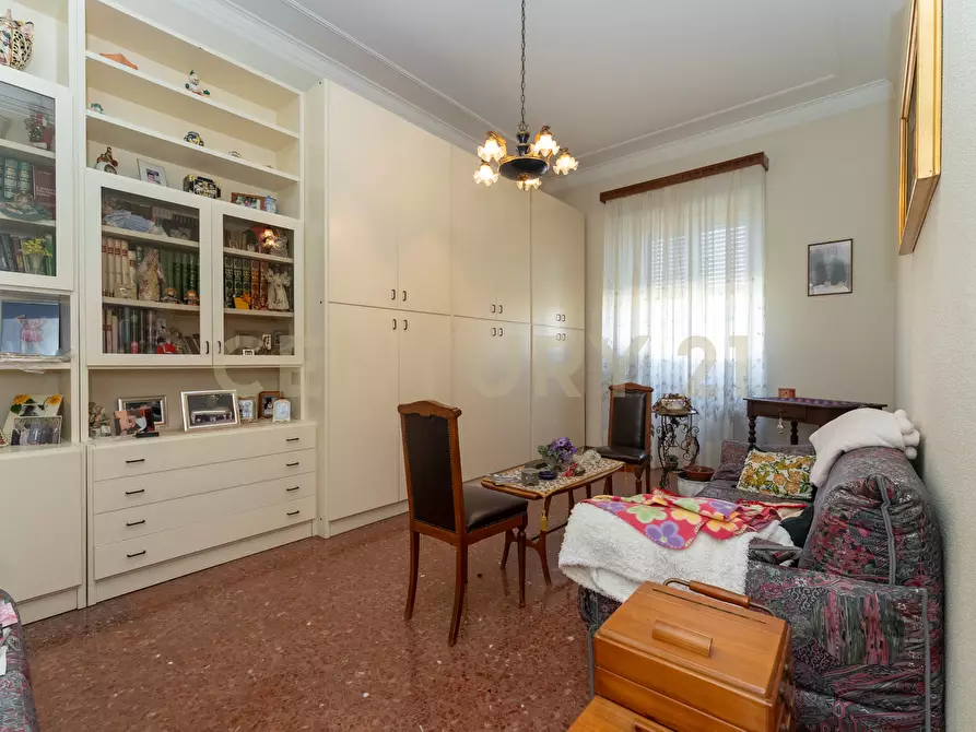 Immagine 11 di Quadrilocale in vendita  in Via Ammiraglio Toscano 5 a Catania