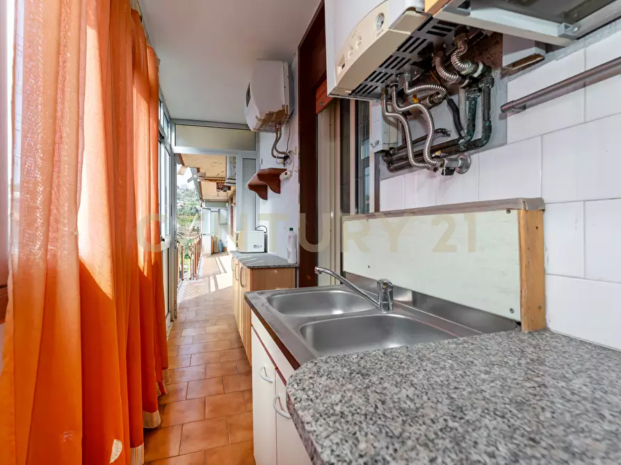 Immagine 57 di Attico in vendita  in Via Finocchiari 12 a Aci Catena