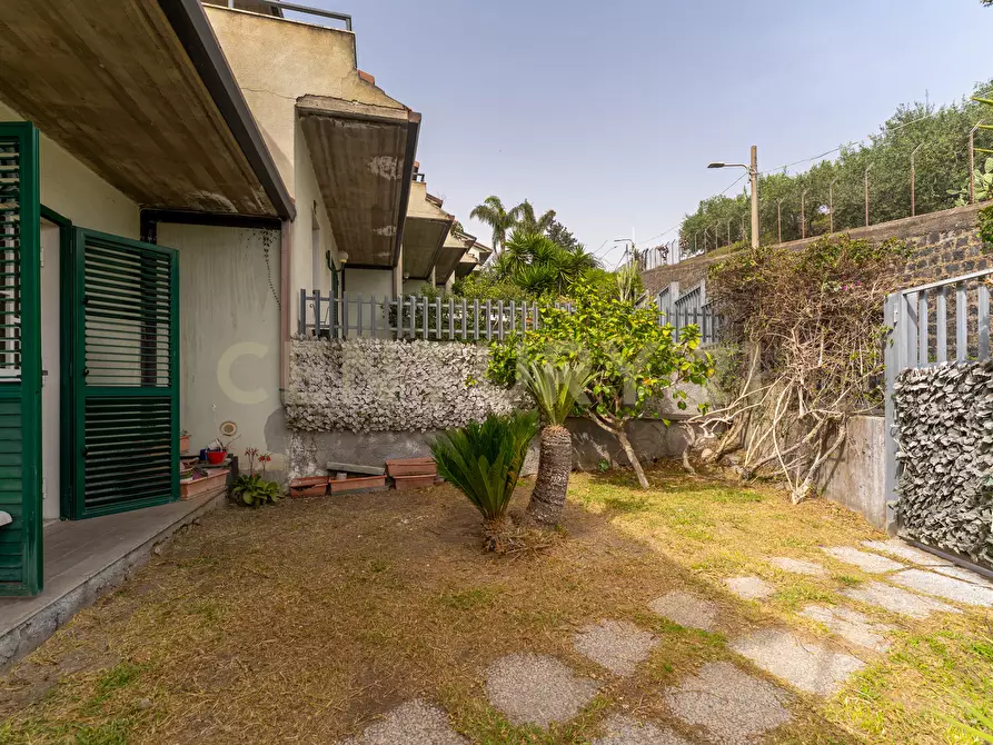 Immagine 9 di Villa in vendita  in Via Santa Rosa da Lima 17 a Catania