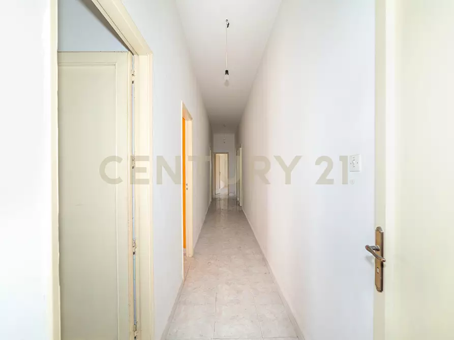 Immagine 12 di Appartamento in vendita  in Viale Mario Milazzo 77 a Caltagirone