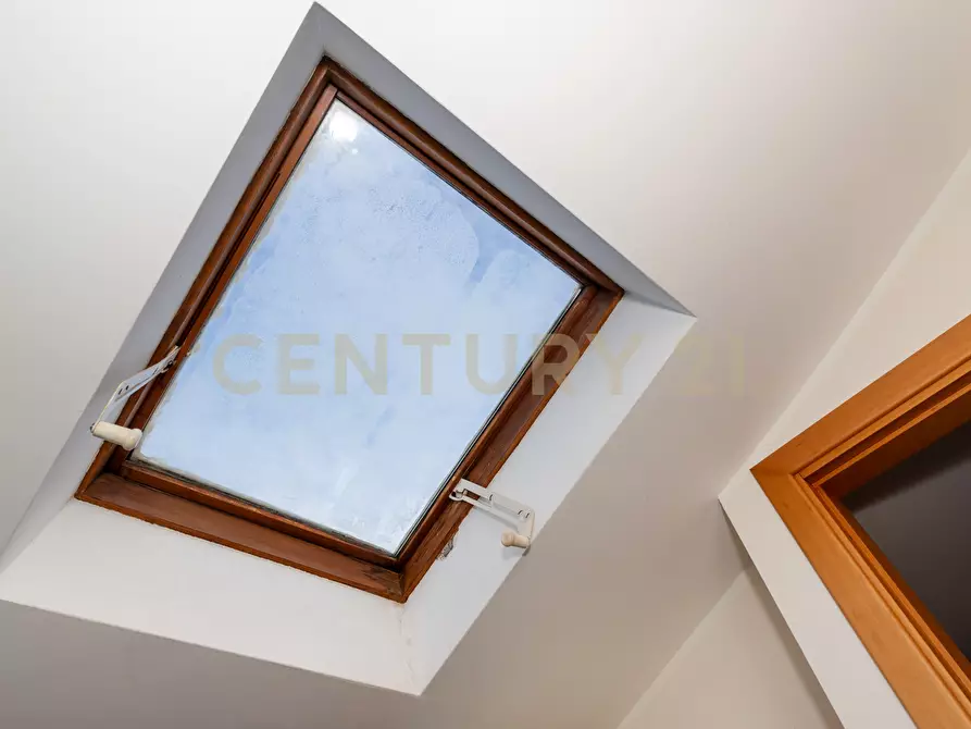 Immagine 92 di Mansarda in vendita  in Via Spiaggia 39 a Mascali