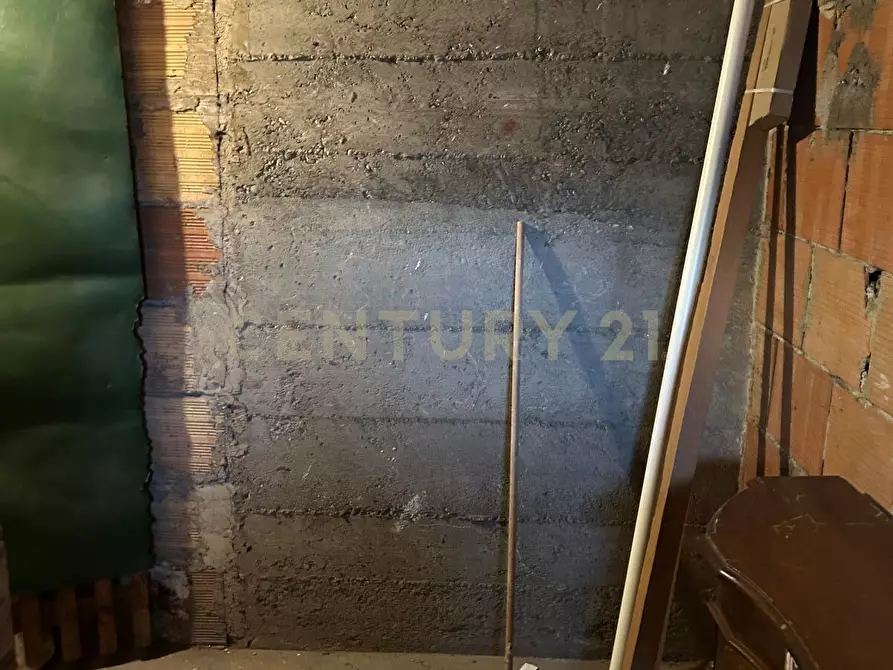 Immagine 41 di Trilocale in vendita  in Via Pier Fortunato Calvi 49 a Verona