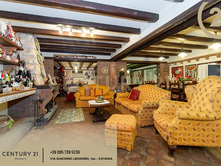 Immagine 40 di Terratetto in vendita  in Via San Gregorio 114 a Aci Castello