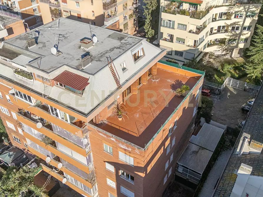 Immagine 54 di Attico in vendita  in Via Francesco Borgatti 18 a Roma