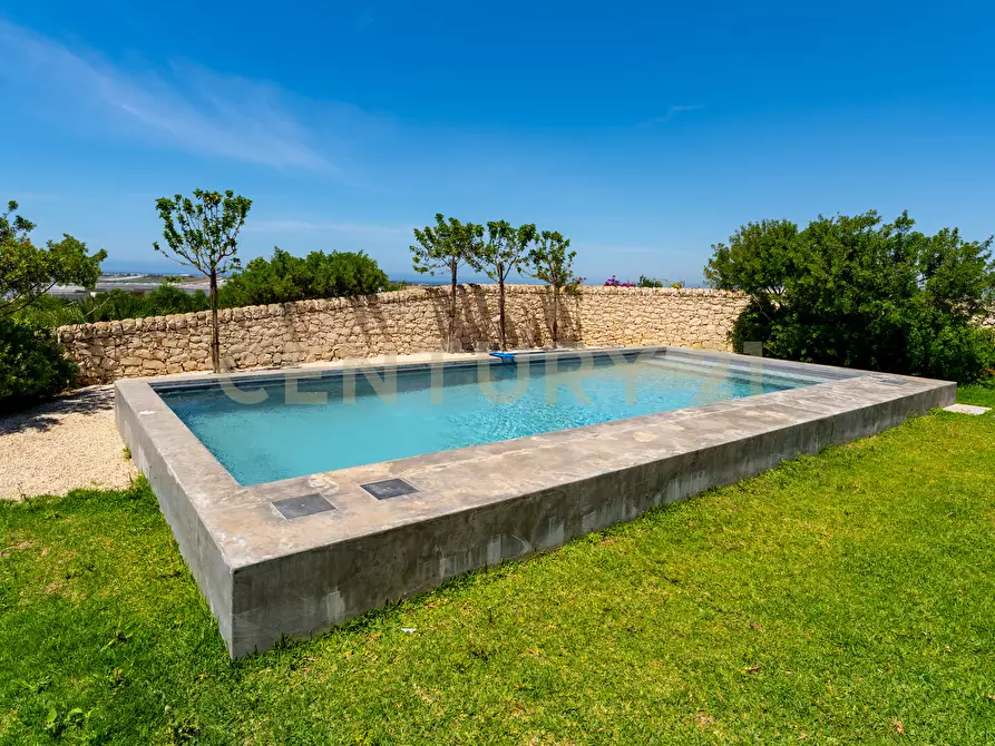Immagine 53 di Villa in vendita  in Contrada Pagliarello snc a Portopalo Di Capo Passero