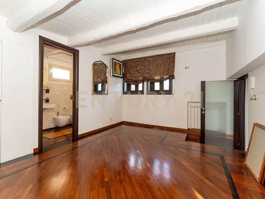 Immagine 36 di Villetta a schiera in vendita  in Via Maria Gianni 81 a Catania