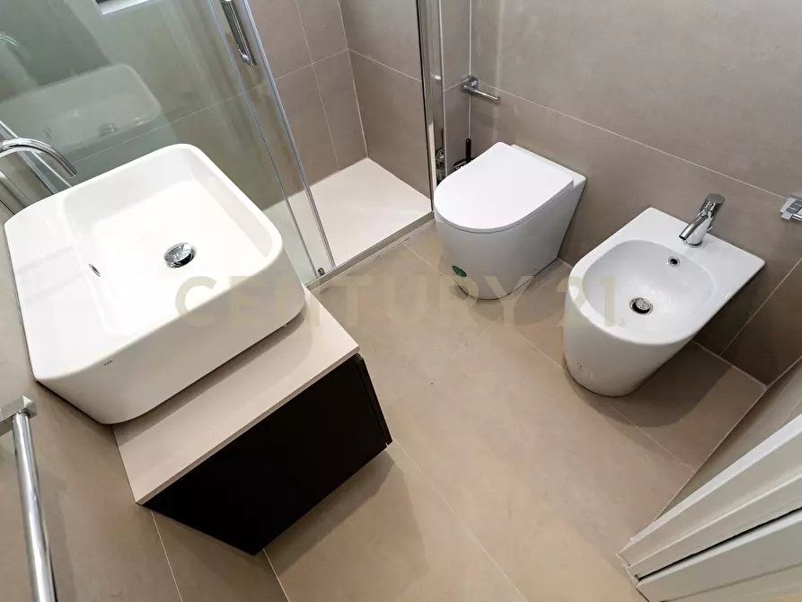 Immagine 19 di Appartamento in affitto  in Viale Mario Rapisardi 109 a Catania