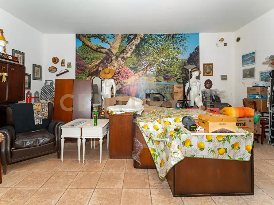 Immagine 64 di Villa in vendita  in Via Santa Rosa da Lima 17 a Catania