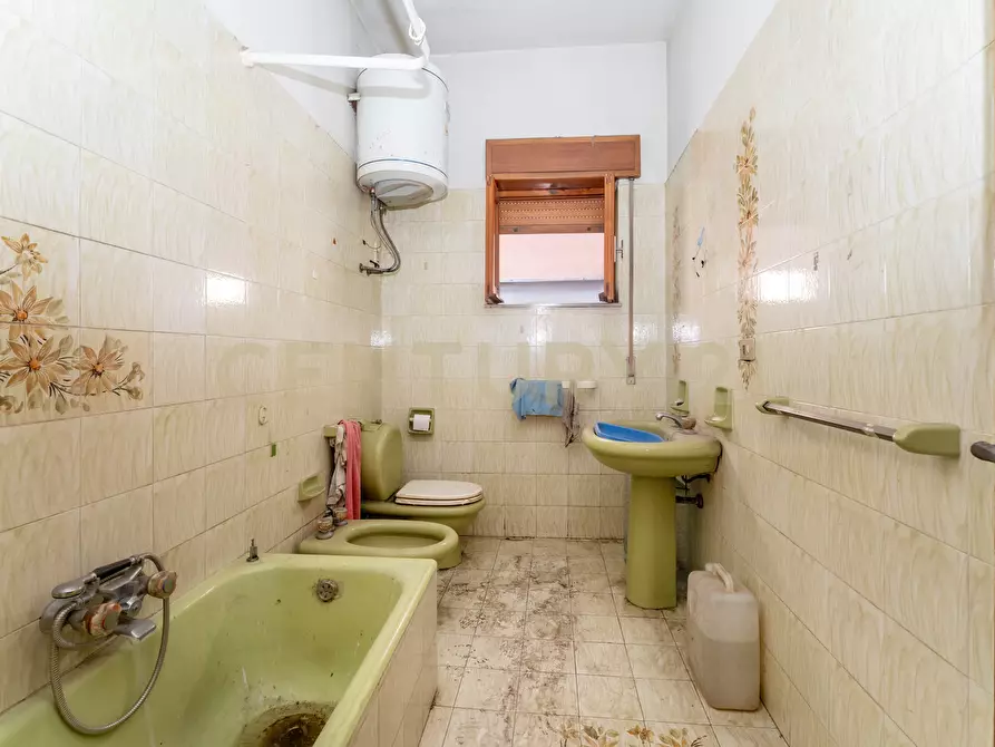 Immagine 16 di Quadrilocale in vendita  in Via Palermo 480a a Catania