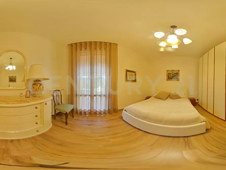 Immagine 71 di Villa in vendita  in Via Gela 95 a Caltagirone