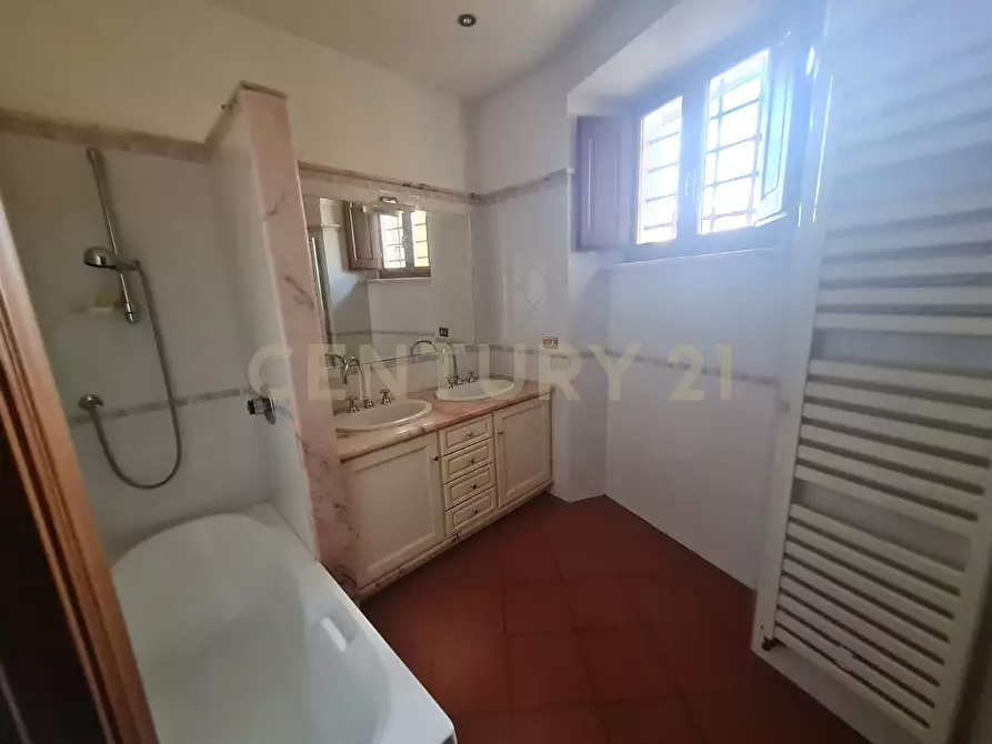 Immagine 12 di Pentalocale in vendita  in via Vittorio Emanuele III 3 a Scansano