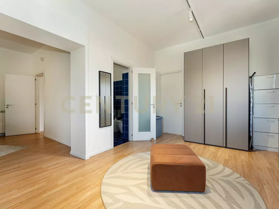 Immagine 45 di Attico in vendita  in Via Vincenzo Giuffrida 203 a Catania