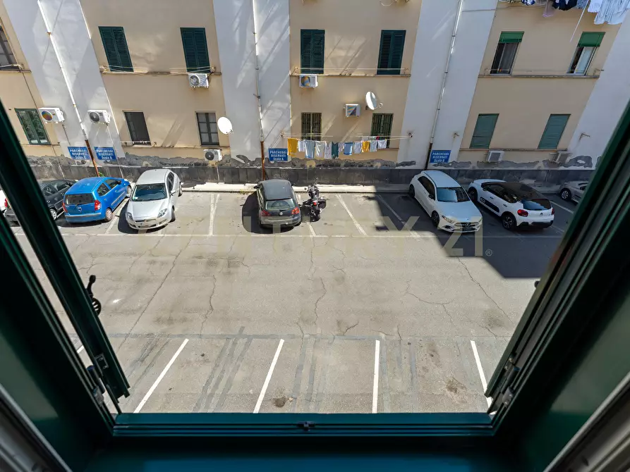 Immagine 39 di Trilocale in vendita  in Via duca degli abruzzi 47 a Catania