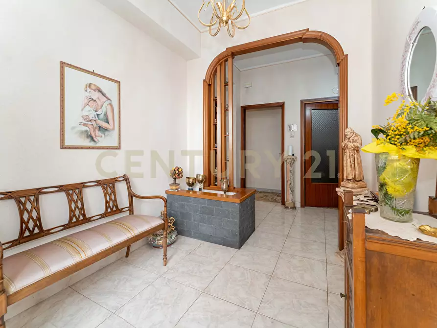 Immagine 6 di Pentalocale in vendita  in Via Goffredo Mameli 4 a Belpasso