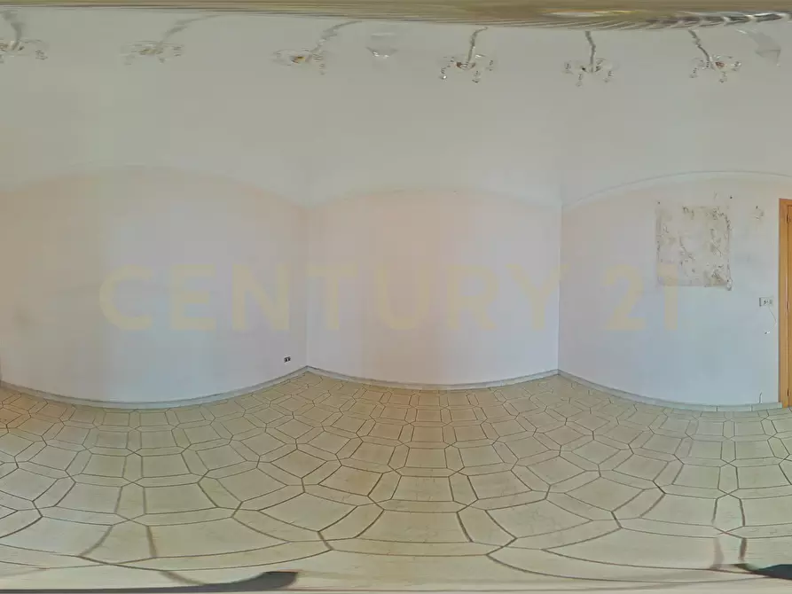 Immagine 51 di Pentalocale in vendita  in Via Giuseppe Garibaldi 179 a Catania