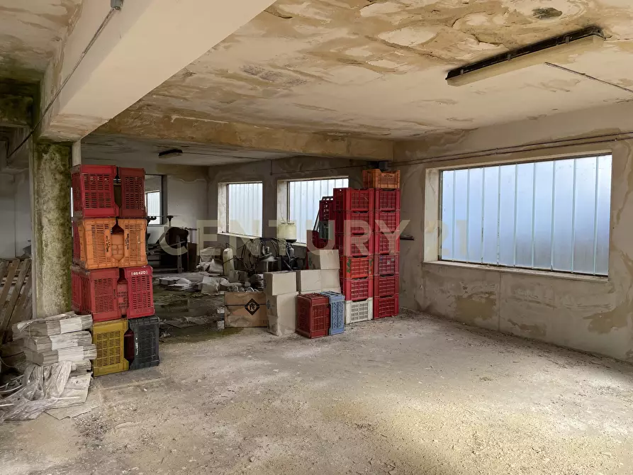 Immagine 60 di Attività artigianale in vendita  in Via Santisi a Motta D'affermo