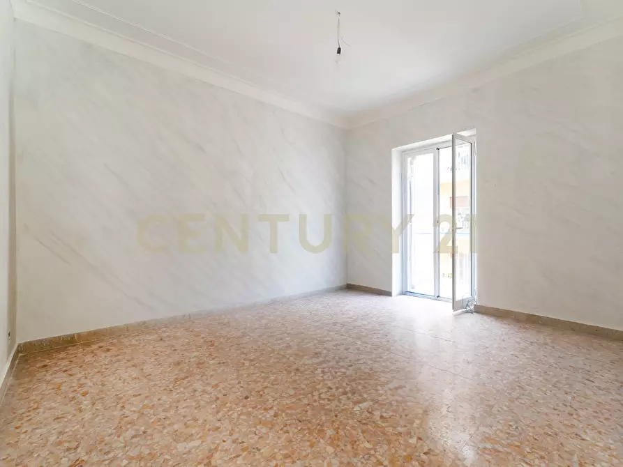 Immagine 35 di Quadrilocale in affitto  in Via Genova 64 a Catania