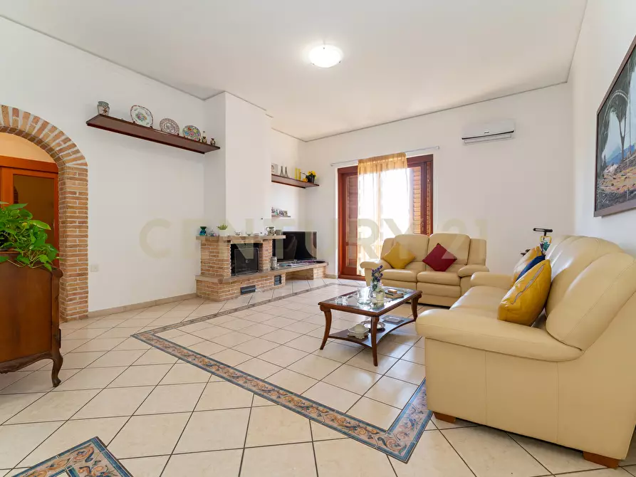 Immagine 23 di Casa semindipendente in vendita  in Via Duca degli Abruzzi 105 a San Giovanni La Punta
