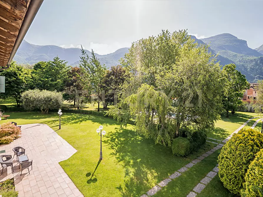 Immagine 113 di Villa in vendita  in Via Adige 25 a Brentino Belluno