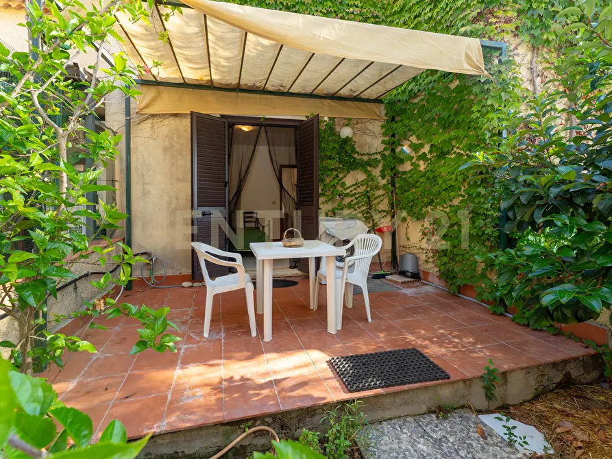 Immagine 26 di Casa indipendente in vendita  in baia arcile a Augusta