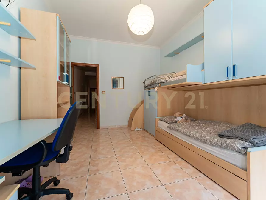 Immagine 31 di Pentalocale in vendita  in Corso delle Province 124 a Catania