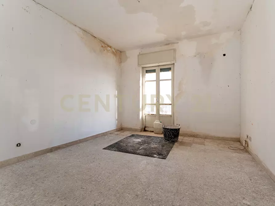 Immagine 51 di Pentalocale in vendita  in Piazza Spedini 8 a Catania