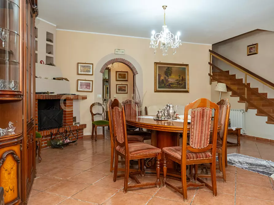 Immagine 16 di Villa in vendita  in Via Libertà 1 a Mascalucia