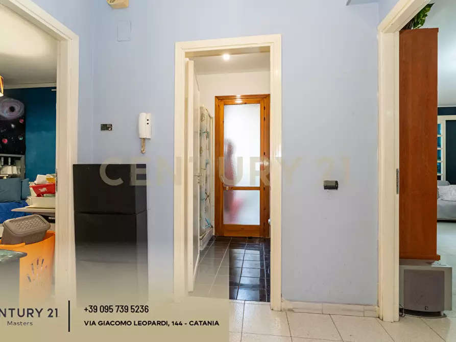 Immagine 30 di Quadrilocale in vendita  in Via Gesualdo Bufalino 1 a Aci Catena