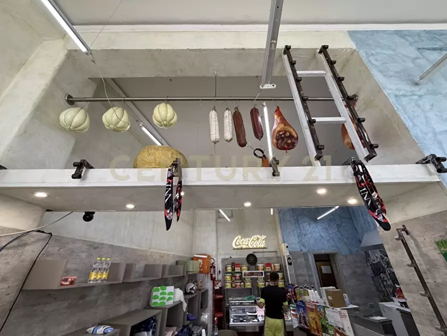 Immagine 4 di Attività commerciale in vendita  in Via Filocomo 25 a Catania