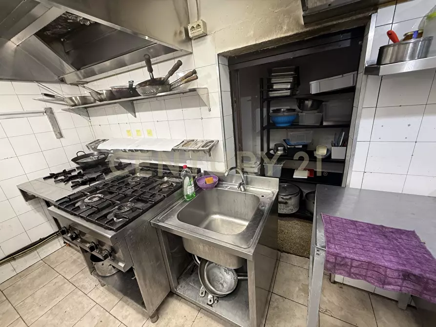 Immagine 34 di Bar / Ristorante in vendita  in Piazza Papa Giovanni XXIII 1 a Catania