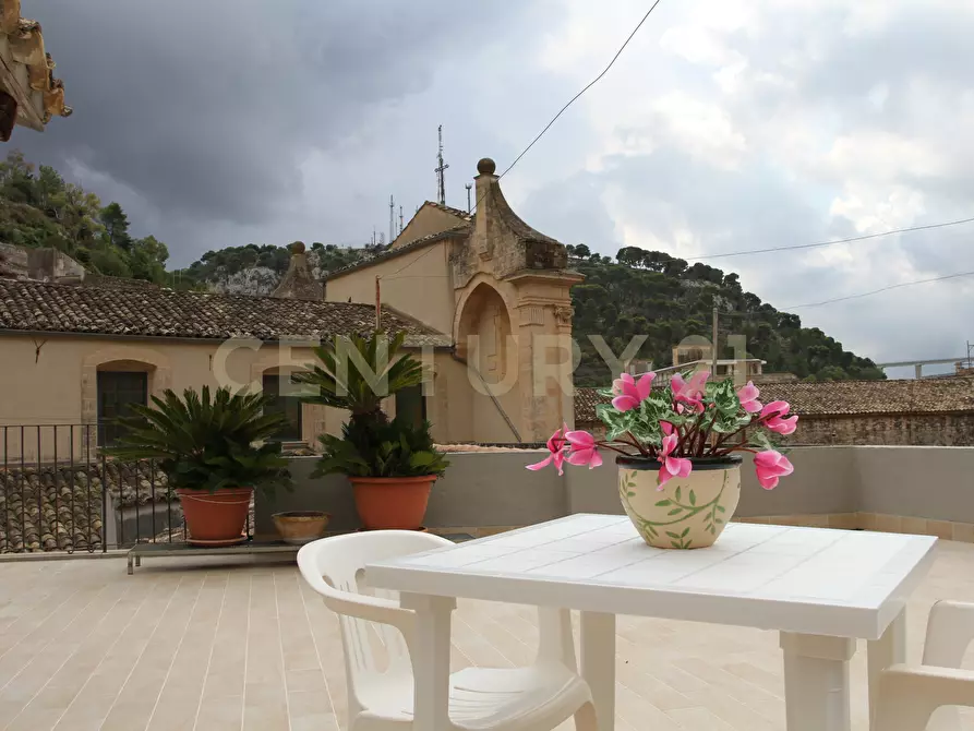 Immagine 33 di Casa indipendente in vendita  in Strada Pellico 26 a Modica