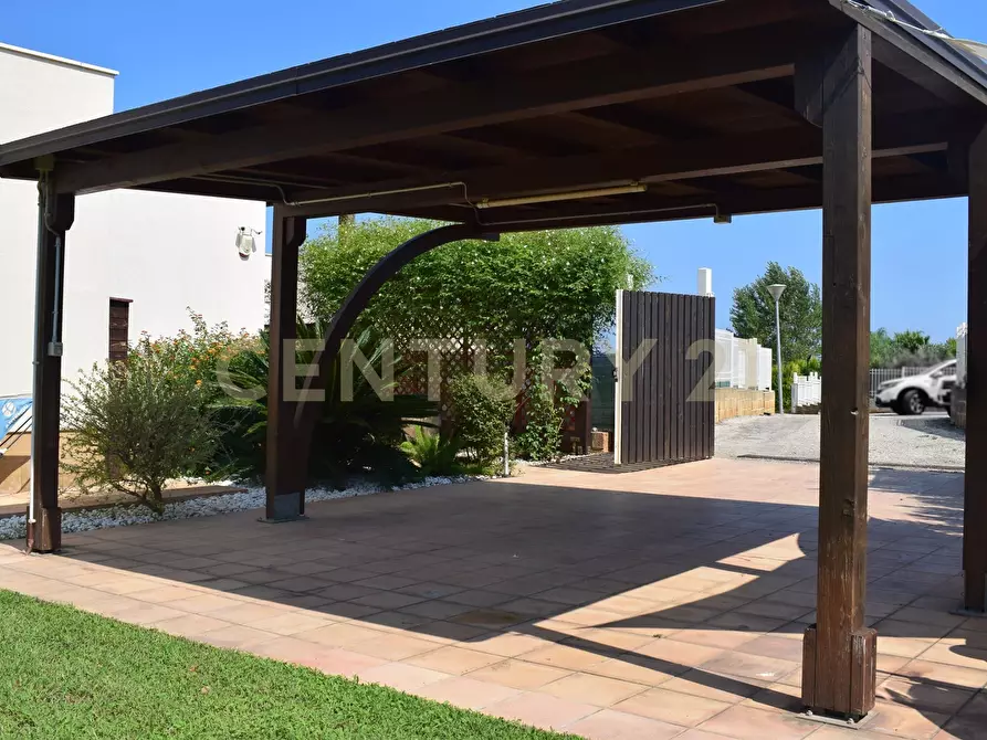 Immagine 17 di Villa in vendita  in Contrada Gisira 2/A a Augusta