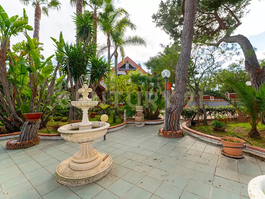 Immagine 11 di Villa in vendita  in Via Spinelli 44 a Augusta