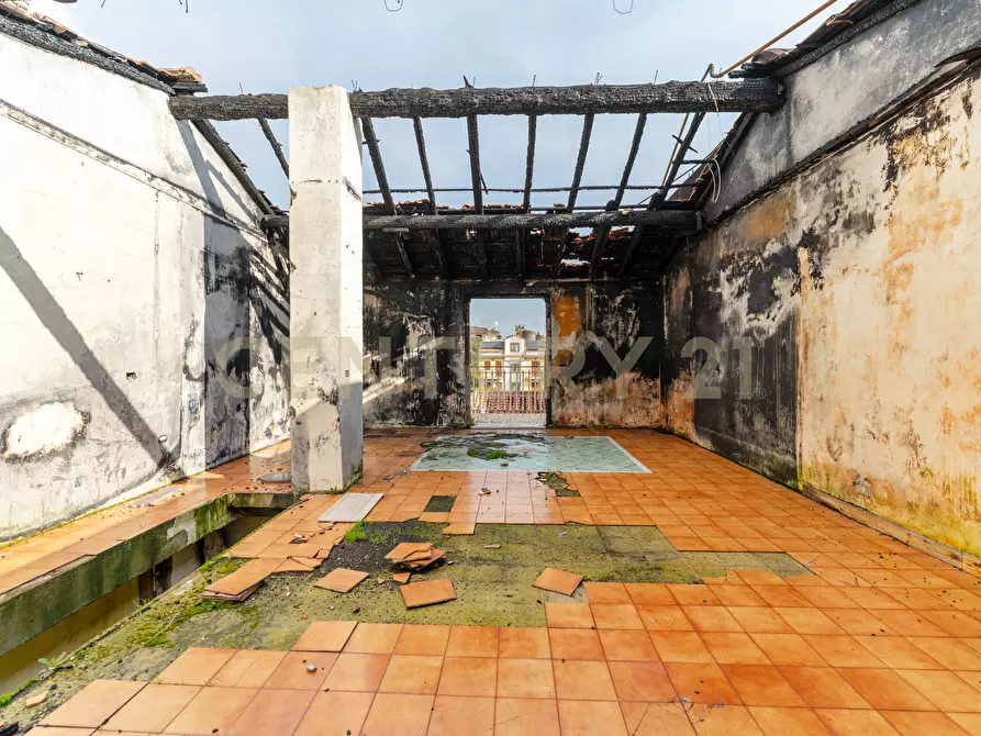 Immagine 10 di Attico in vendita  in via guglielmo marconi 26 a Zafferana Etnea