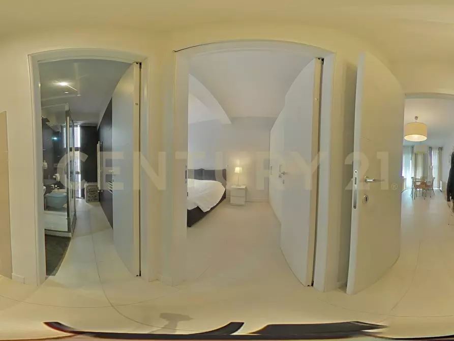 Immagine 10 di Trilocale in vendita  in Via Ruggero Leoncavallo 5 a Catania