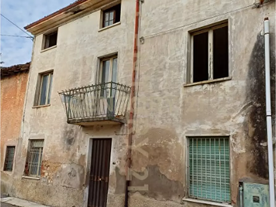 Immagine 3 di Rustico / casale in vendita  in Via Gorghello 2 a Cazzano Di Tramigna