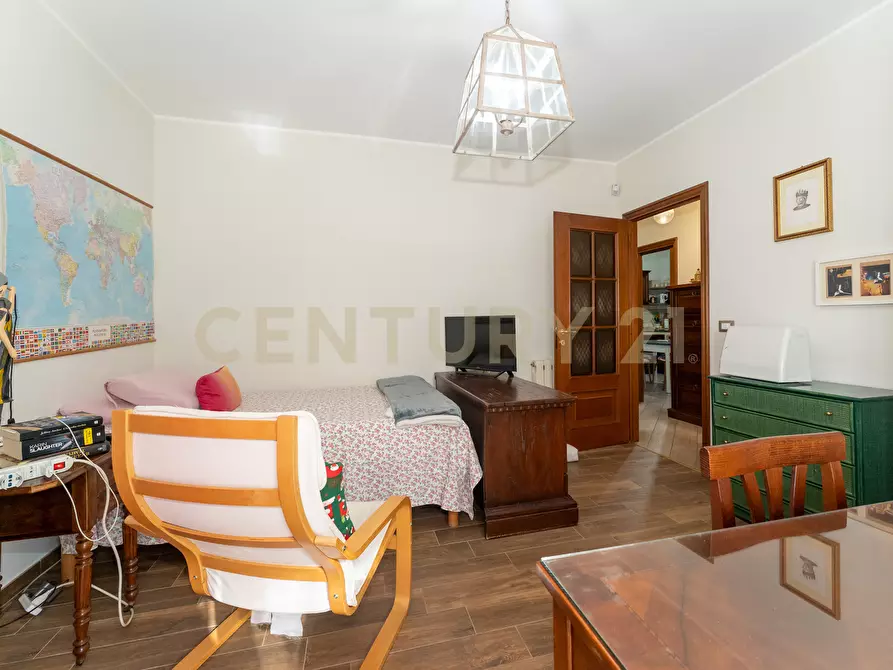 Immagine 33 di Trilocale in vendita  in Via Tremestieri 16 a Mascalucia