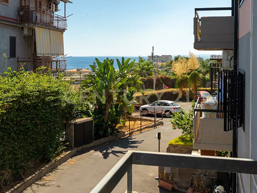 Immagine 9 di Appartamento in vendita  in Viale Giuseppe Lainò 5 a Catania