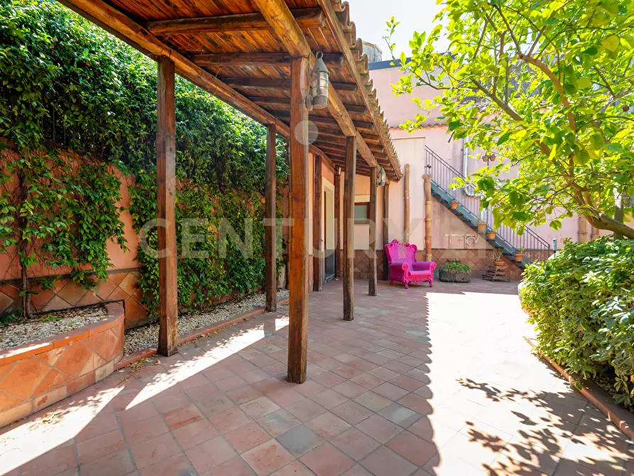 Immagine 25 di Casa indipendente in affitto  in Via Etnea 90 a Mascalucia