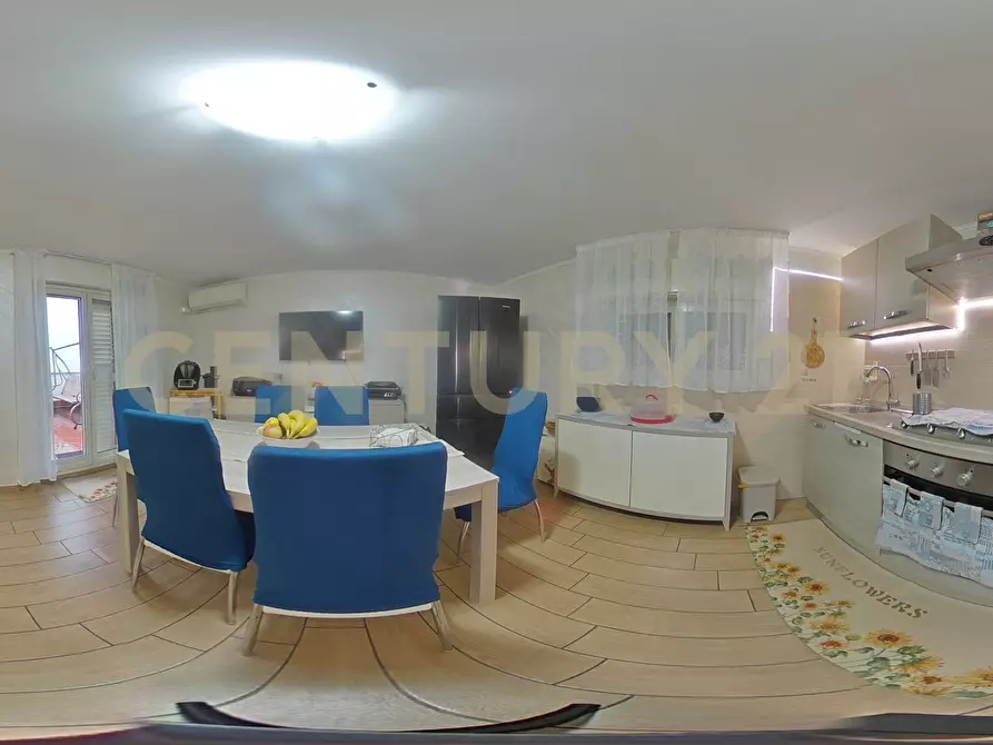 Immagine 86 di Attico in vendita  in Via Macello 13/A a Catania