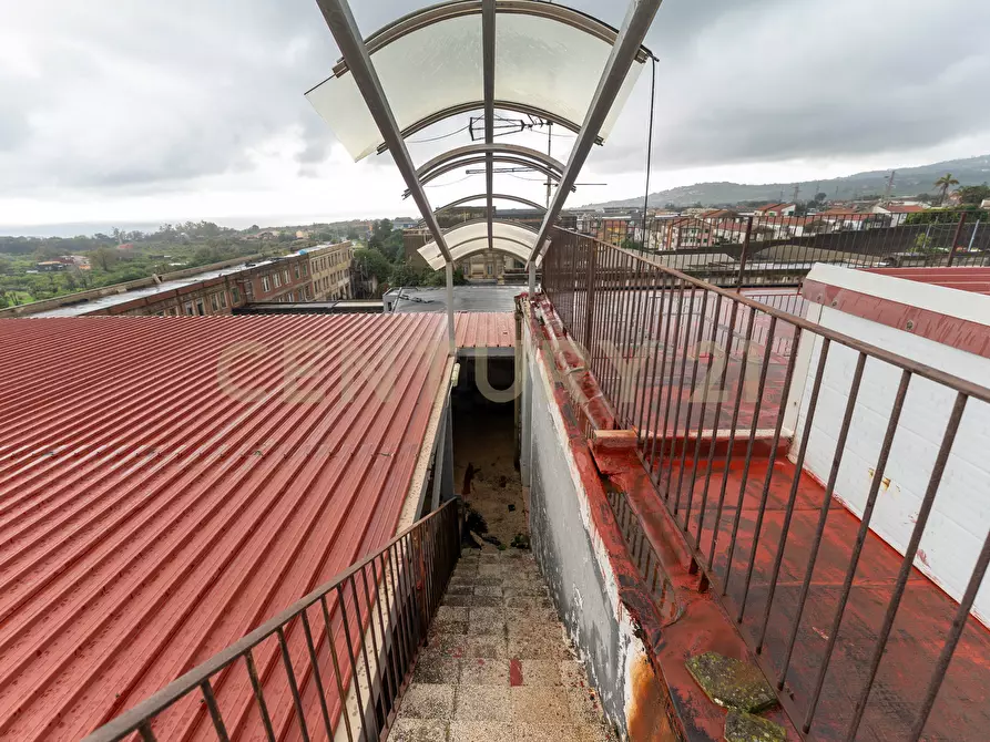 Immagine 23 di Palazzo in vendita  in Via delle Terme 78 a Acireale