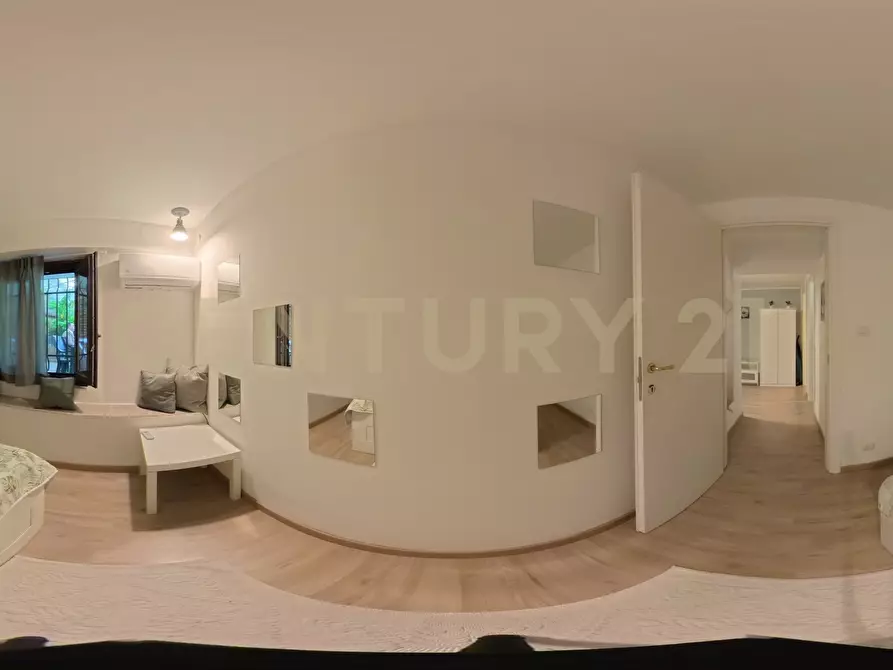 Immagine 53 di Trilocale in vendita  in Via Livorno 87 a Aci Castello
