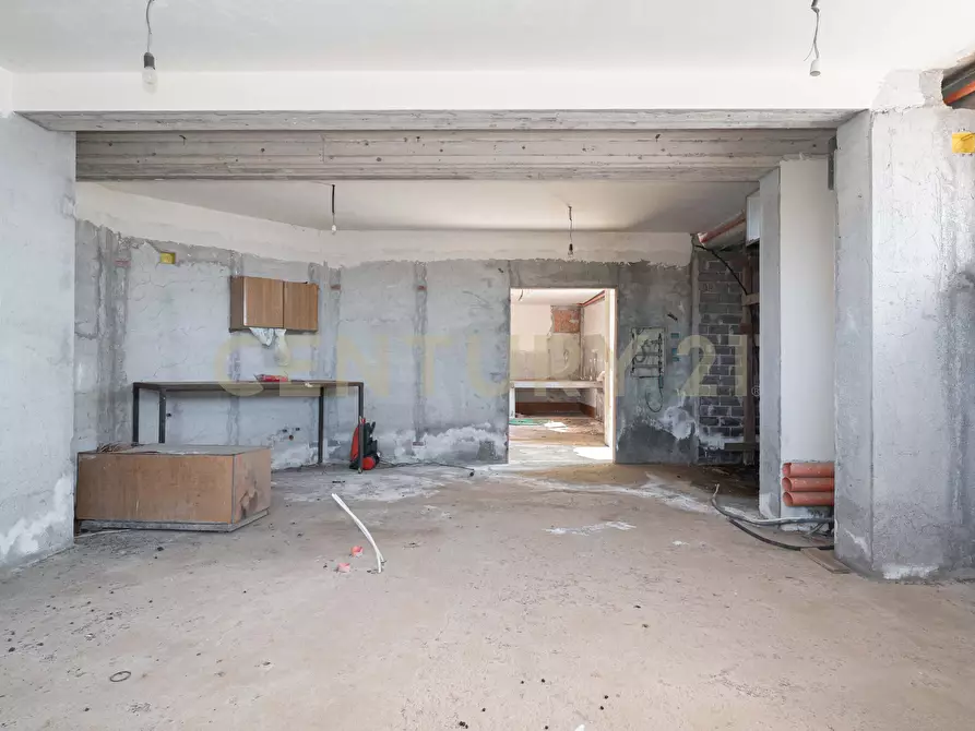 Immagine 26 di Palazzo in vendita  in Via dell'Aria snc a Pedara