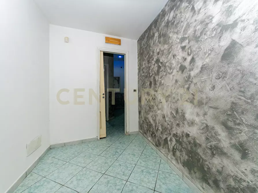 Immagine 11 di Trilocale in vendita  in Via del Piccone 7 a Catania