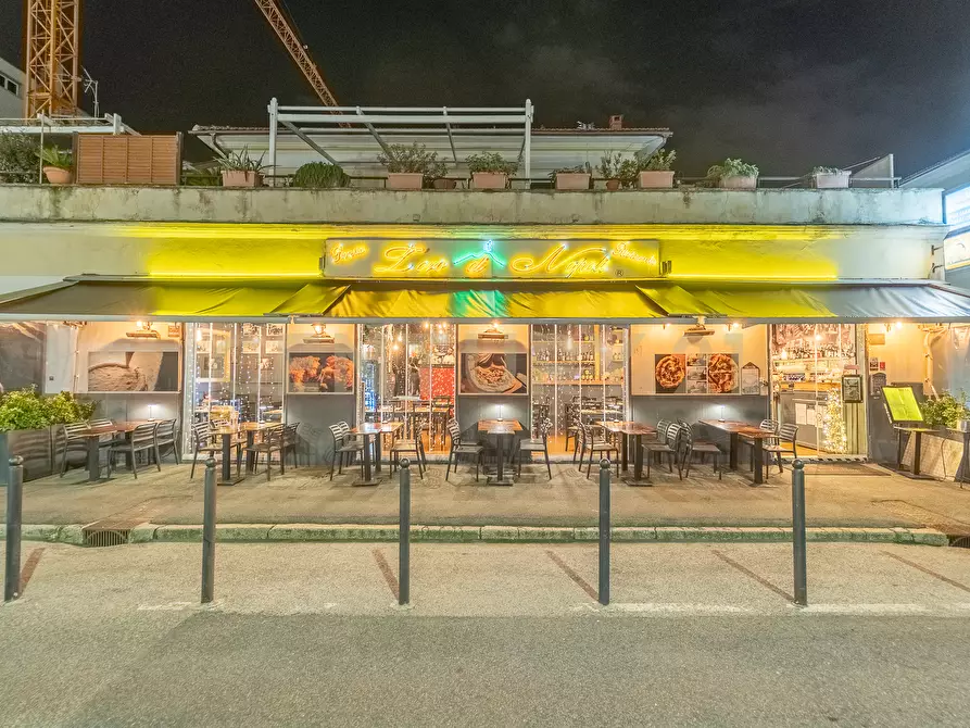 Immagine 12 di Pizzeria / Pub in vendita  in via Rutilio Namaziano 15 a Roma