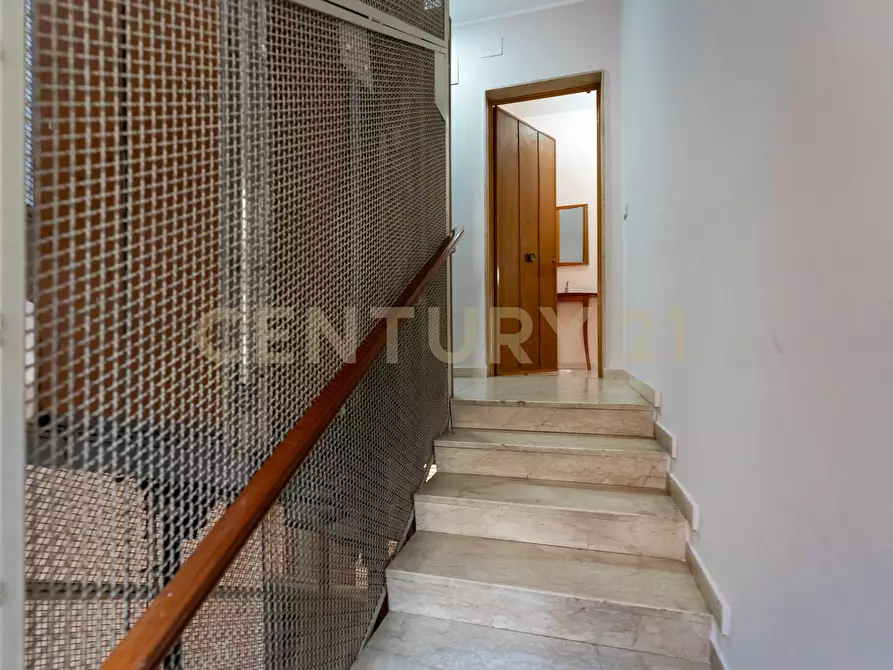 Immagine 14 di Pentalocale in vendita  in Corso delle Province 124 a Catania