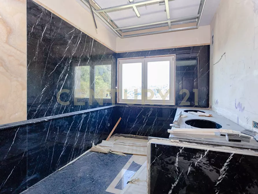 Immagine 11 di Villa in vendita  in Via Casalrosato 19 a Valverde