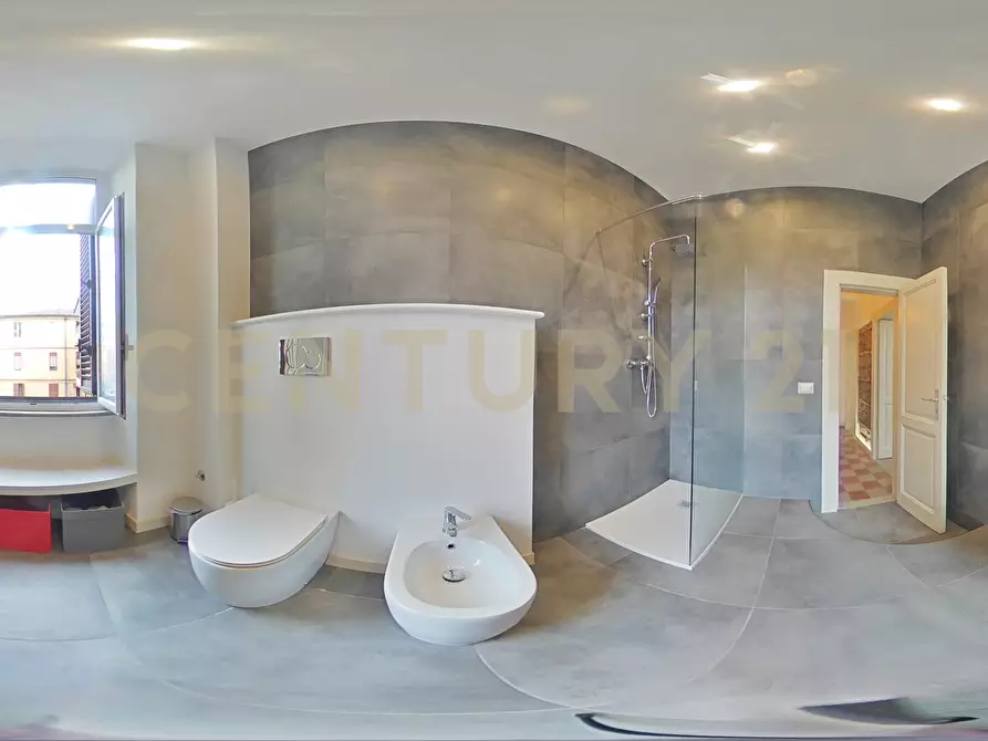 Immagine 52 di Trilocale in vendita  in Via Fattorini 2 a Catania