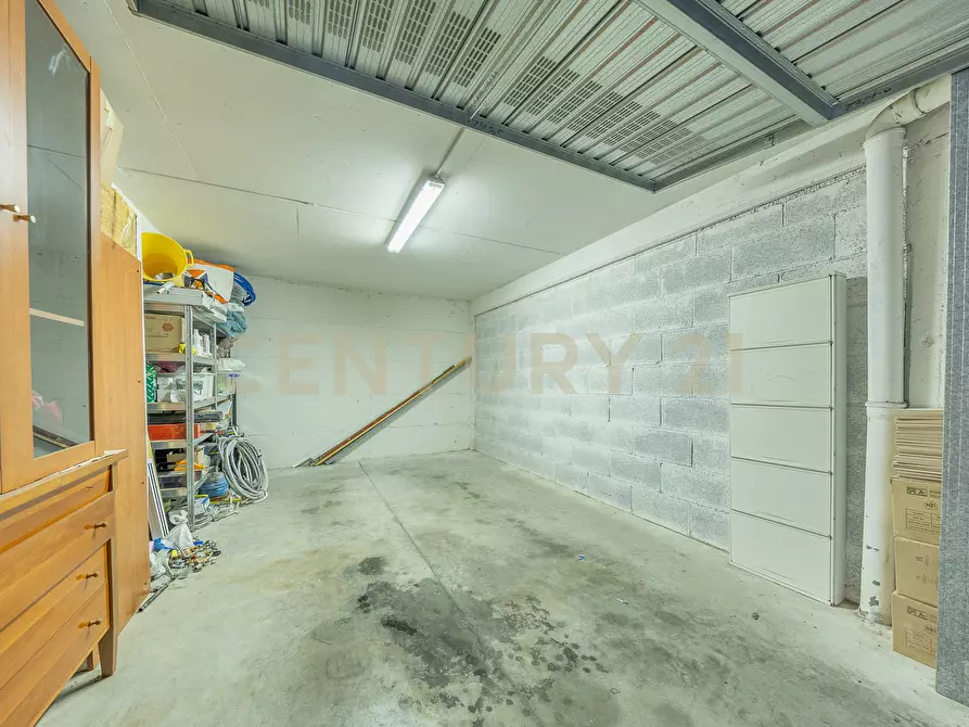 Immagine 24 di Bilocale in vendita  in Via Piero Corti 83 a Roma